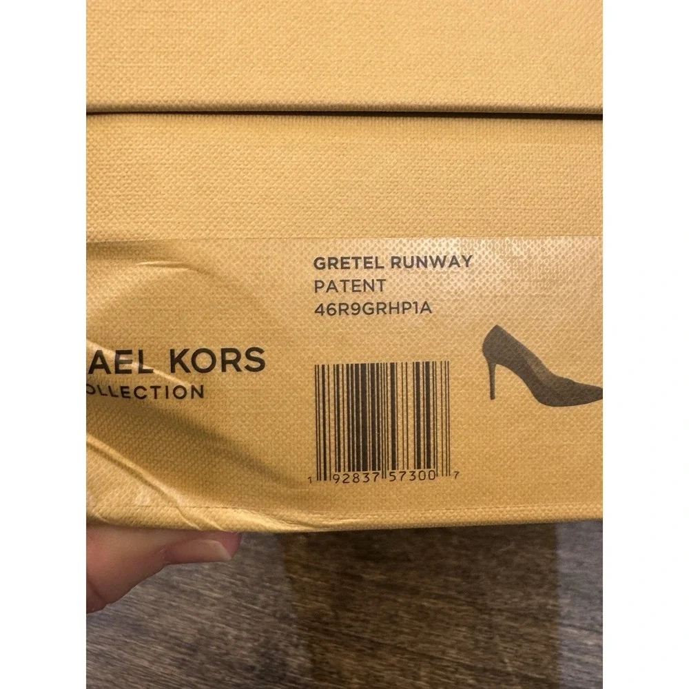 Michael Kors Collection Gretel Runway Patent Shoe Lapis‎ Size 37.5 US 7.5 Heel
